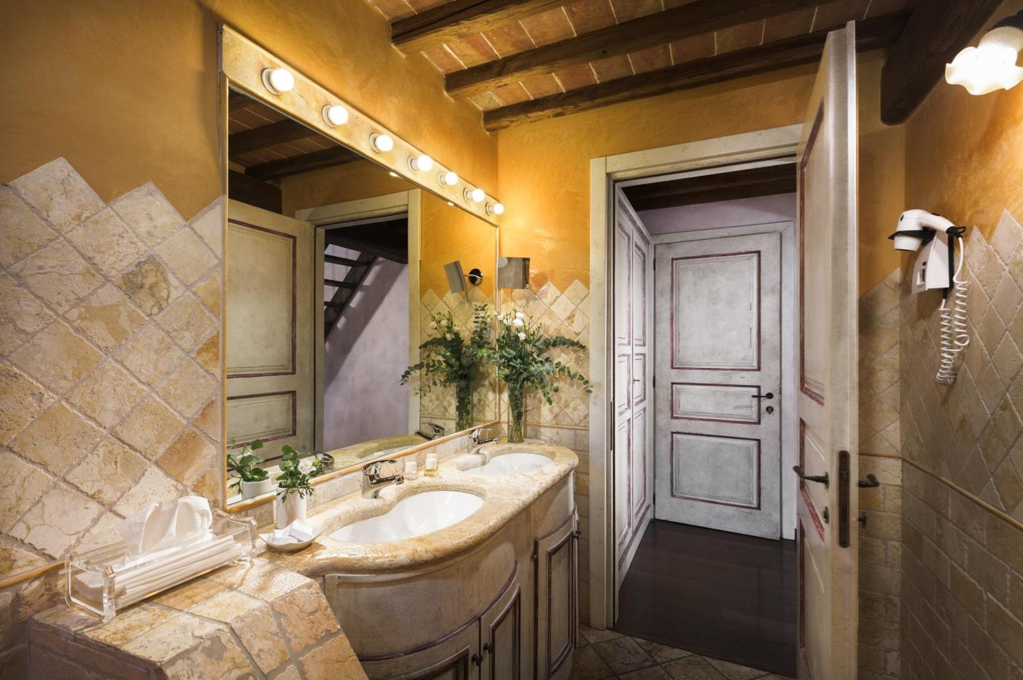 Отель Relais La Leopoldina Беттолле Экстерьер фото